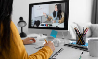 Kursus Online Untuk Meningkatkan Karir